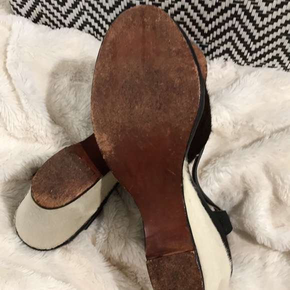 CALF HAIR SANDALS - Picture 14 of 15